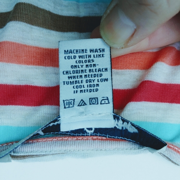 Rainbow Striped American Rag Top - Picture 6 of 7